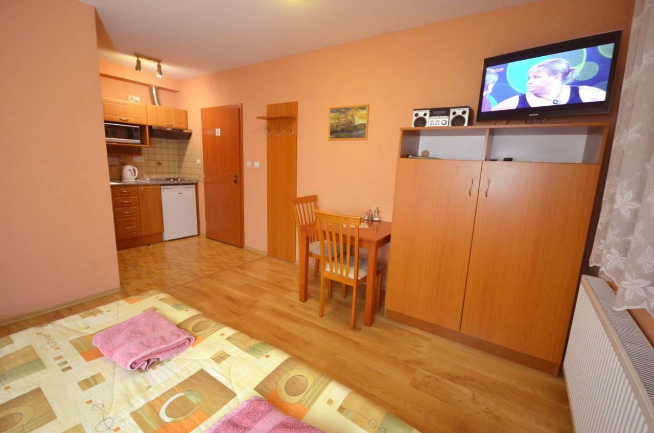 Apartmány Best II. Bešeňová Kültér fotó